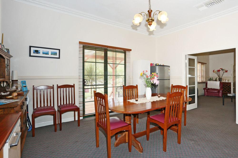 Busselton Guest House Экстерьер фото